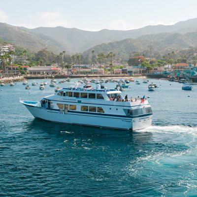 Islander Express arriving to Avalon.