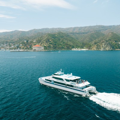 Jet Cat Express on blue ocean arriving to Avalon.